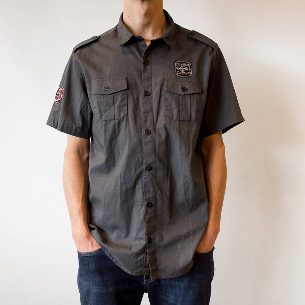 Camisa parche con bolsillo | boton