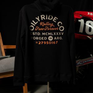 buzo hoodies FORFGED IN ARG negro