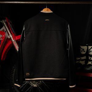 Chaqueta UNIVERSITY paño negra