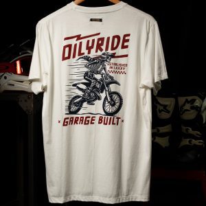 Remera SKELETOR crudo