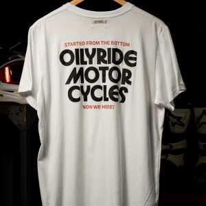 Remera OILY CYCLES blanco