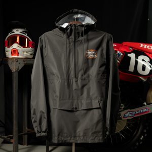 Impermeable BUILT ANORAK gris