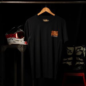 Remera SERVICE negra